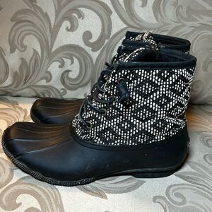 Sperry Women's 7 Black White Winter Boots, Geometric Aztec, Lace, Rubber, Shoes